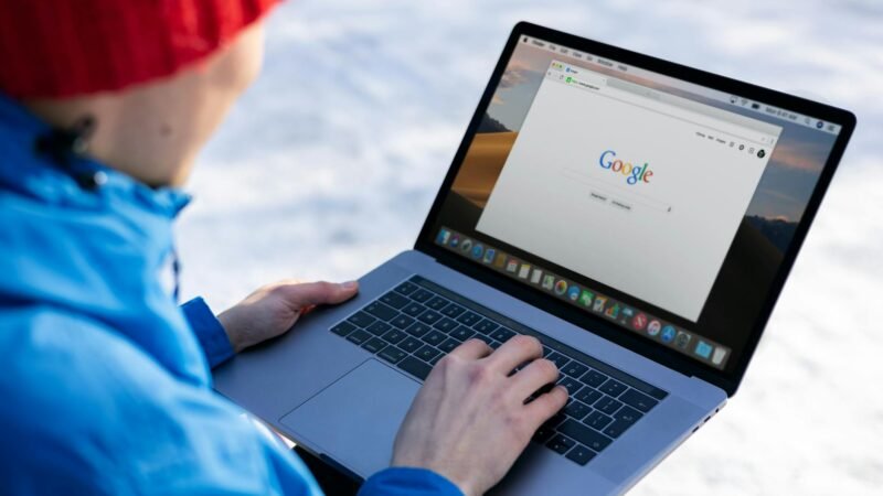 Google redesigns search box for AI-first future