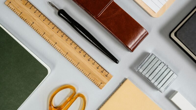 Top 10 AI Writing Tools Worth Subscribing To in 2025