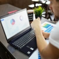 Entry-Level Jobs See 16% Decline Post-Generative AI Adoption