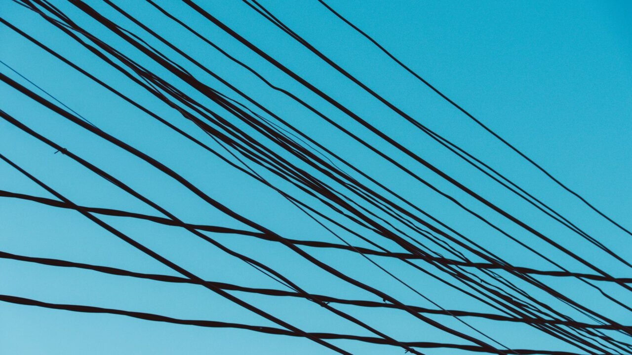 FERC Mandates Fast Lane for AI Data Centers to Grid