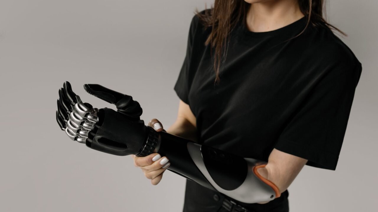 Hello Robot Unveils Fourth-Gen Stretch Home Assistant Robot