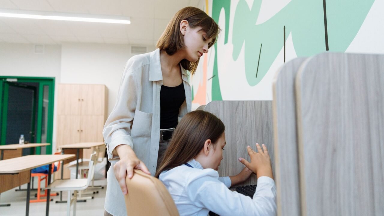 Anthropic Offers Free Claude AI to K-12 Teachers, No Student Data Training